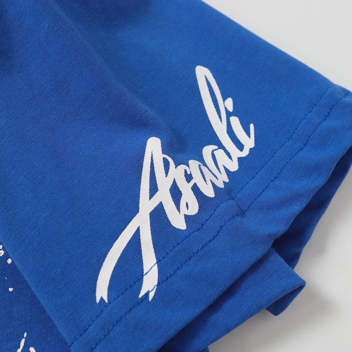 #kleinblue｜That's A AWFUL LOT OF COUGH SYRUP In Stock Real shot American simple trendy brand loose casual T-shirt Fabric (fabric): 32 counts Weight combed double yarn pure cotton Sizes (size): S-M L X L Color (colour): Klein Blue